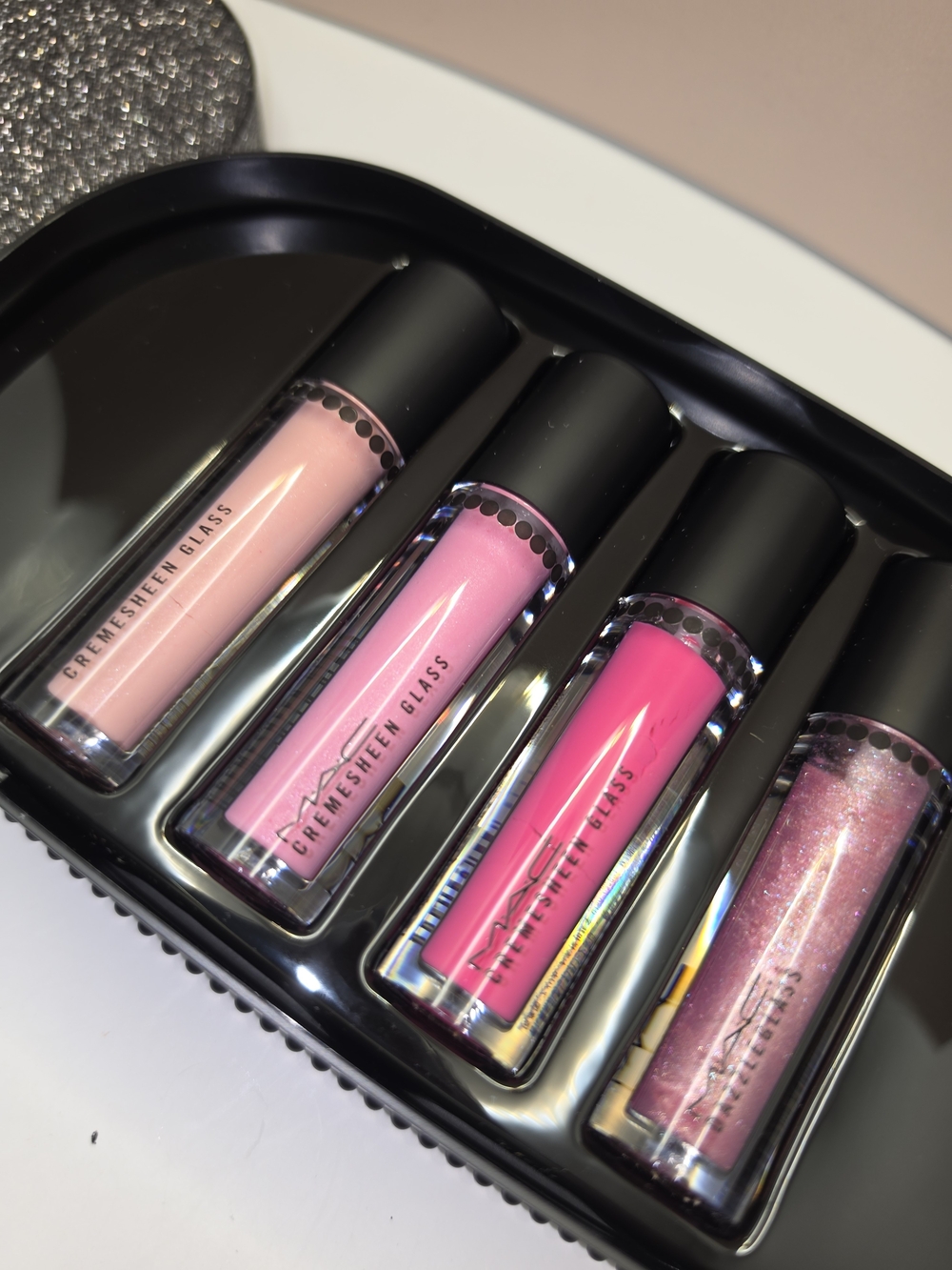 LIMITED EDITION MAC HEIRLOOM Objects Of Affection LIP GLOSS SET- "PINK & PLUM"